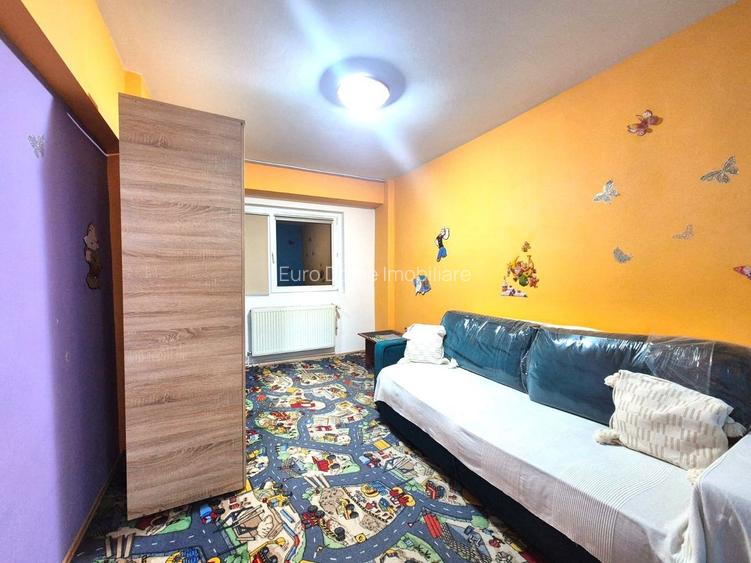 Apartament cu 3 camere decomandate, 78mp., Racadau - 10