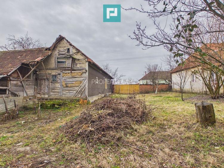 Casă 5 camere și anexe în Cuied - 5