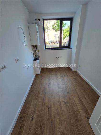 Apartament de vanzare - Valea Lupului: 3 camere si gradina proprie - 10