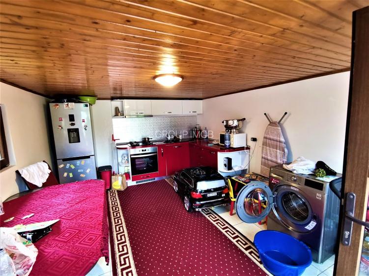 Casa 4 camere, ultracentral Bacau. - 9