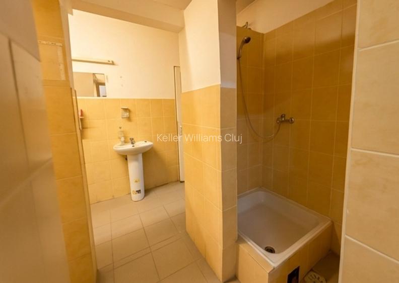 Spatii - logistic sau productie - UNGHENI - acces TIR - de la 409 mp la 2112 mp! - 6