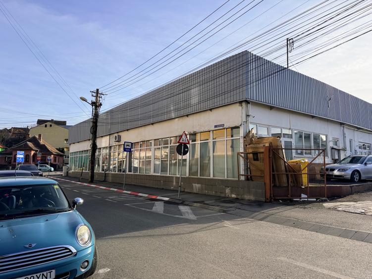 Showroom 300mp Soseaua Alba Iulia langa benzinăria Mol cu vitrina mare - 17
