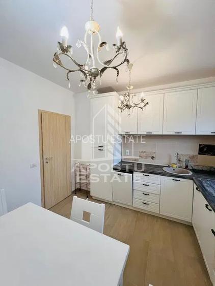 Apartament cu 2 camere, de inchiriat, Dumbravita, Loc de Parcare - 3
