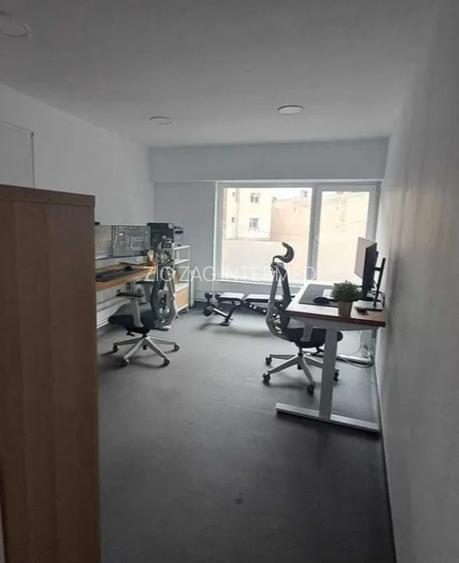 Capitol, spatiu cu maxima expunere, 180 mp. - 2