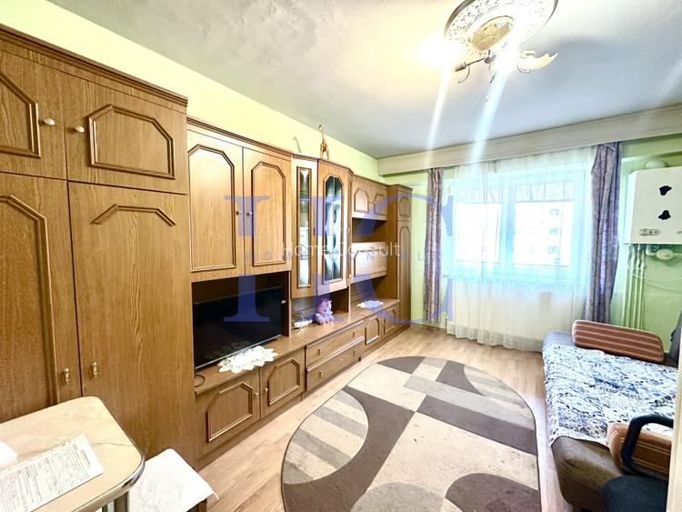 Garsoniera, etaj 2, zona Henri Coanda - 2