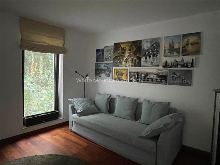 Corbeanca, vila pe colt, 9 camere, sauna - 9