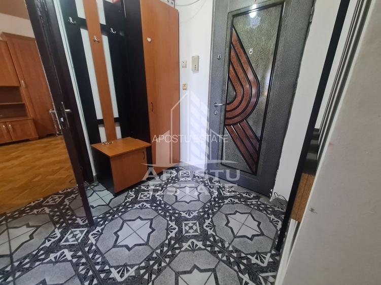 Apartament cu 3 camere, decomandat, Complexul Studențesc - 13