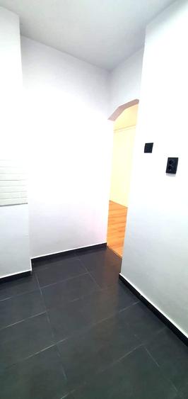 Garsoniera 31mp strada T.Vladimirescu finisata mobilata 44.000eur neg