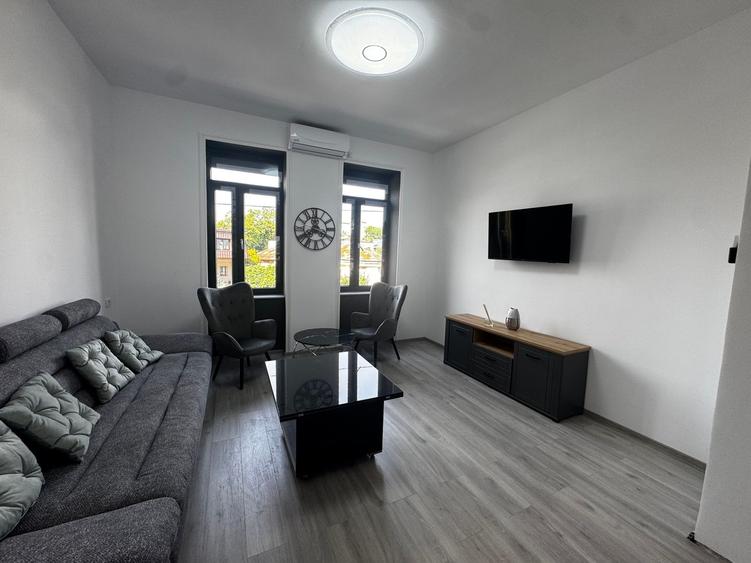 Tineretului | 3 camere decomandat | Renovat integral 2026 | 2 băi