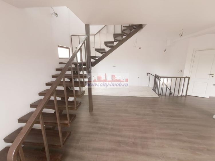 Vanzare Casa Otopeni   D + P + M - 7