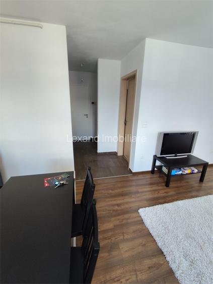 Apartament  cu doua camere zona Coresi-Kasper - 3