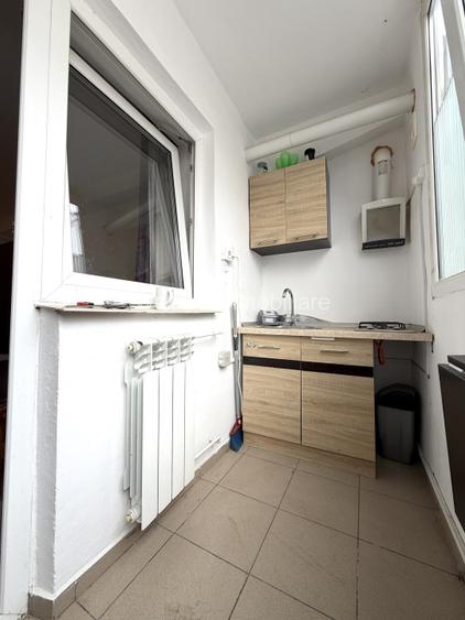 Garsonieră 21mp, etaj 1, renovata complet, balcon cu bucătărie-Buziasului - 4