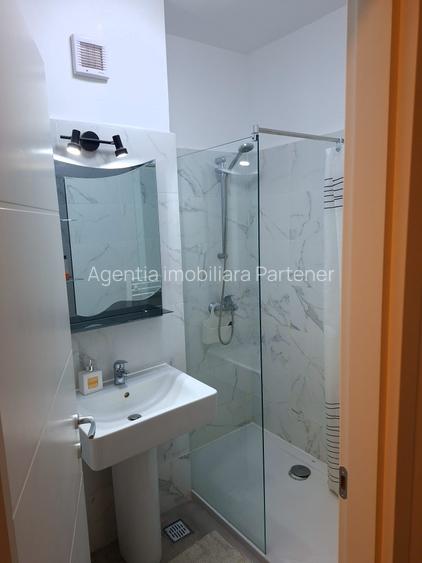 3 camere Pitești , mobilat / utilat / PARCARE , finisaje superioare ! - 16