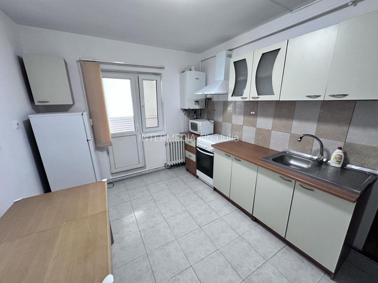 APARTAMENT 2 CAMERE I DECOMANDAT I CETATE I ETAJ 3 I MOBILAT I - 2