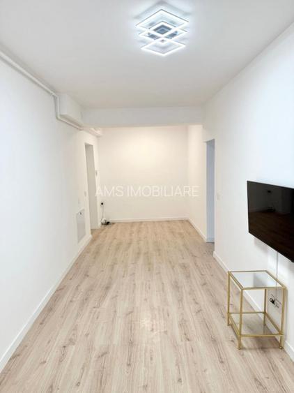 ROND OMV/ SPATIU COMERCIAL / BIROU / LOC PARCARE - 6