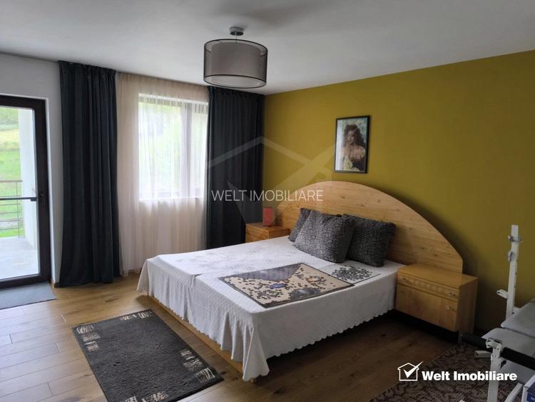 Casa-vila, 7 cam., 418 m.p., 2000 m.p. teren, Dambul Rotund, zona linistita  - 12