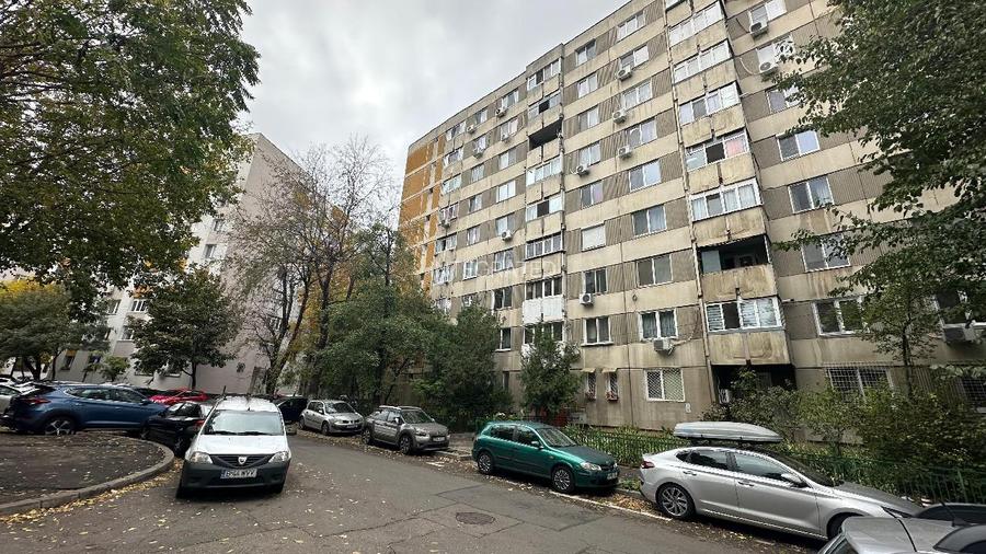 Str. Modoran Ene - Rahova, Apartament cu 3 camere - 73 mp - etaj 6/8 - 2