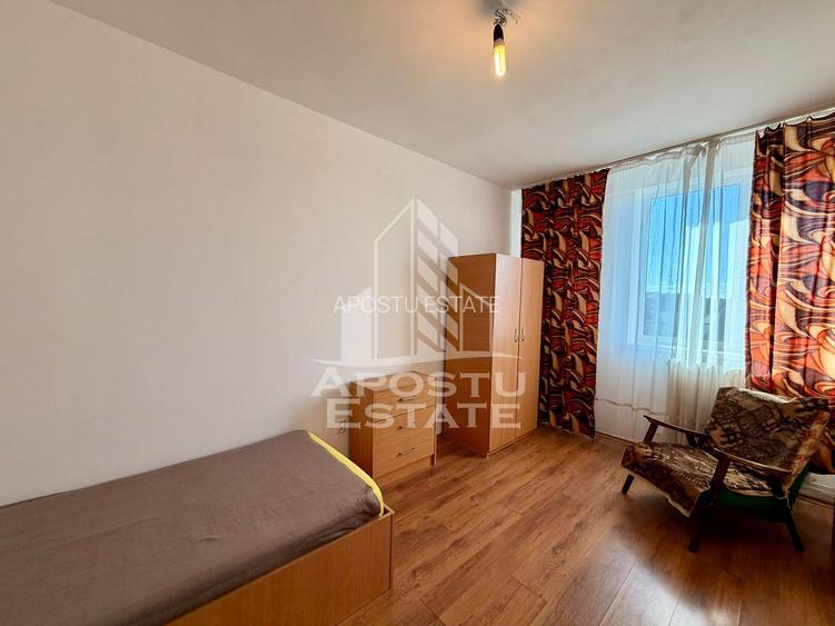Apartament cu 3 camere, centrala proprie, zona Complex Studentesc - 4