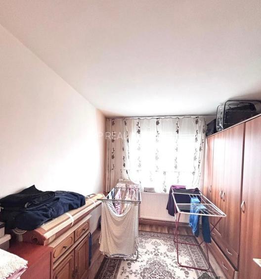 Apartament renovat cu 4 camere decomandate - 3