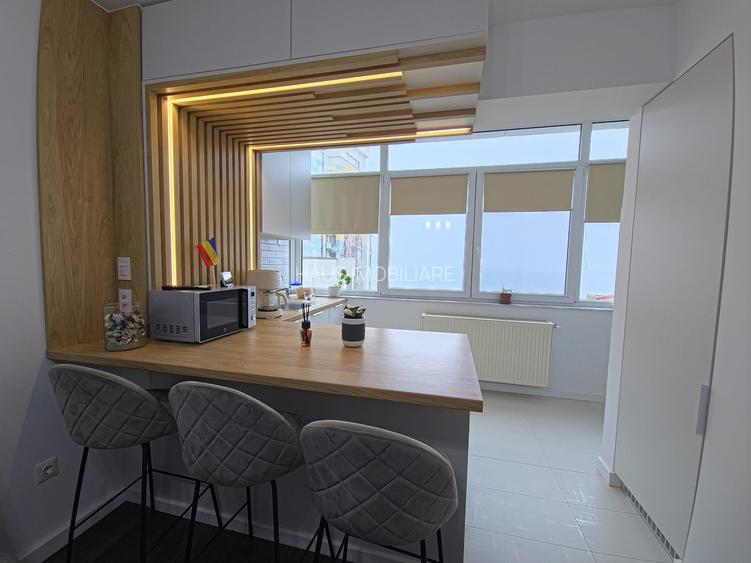 Centru Neversea apartament 3 camere decomandat vedere mare - 8