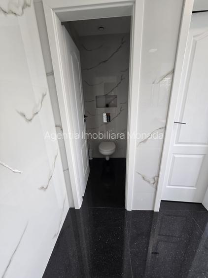 Cladire de inchiriat SPATIU COMERCIAL (clinica medicala , birouri , etc) - 13