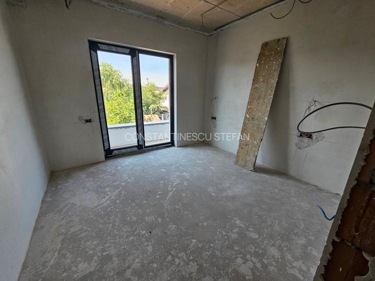 Casă de vânzare | 5 camere + mansardă | 280 mp | 380 mp teren - 3