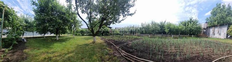 Vila de vanzare 200 mp cu anexe 40 mp si teren 1600 mp - 13