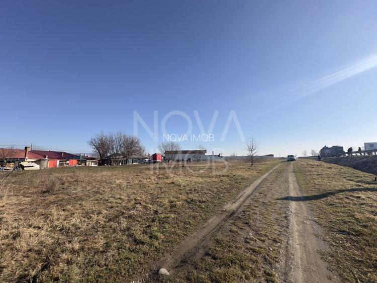 Teren  in suprafata de 4345 mp, Avrig - 2