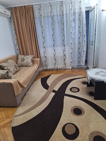  Direct proprietar – fără comision!  Apartament de vânzare – 2 camere, semid - 10