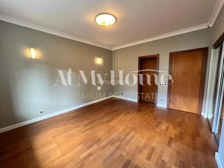 VILA FOARTE SPATIOASA MOBILATA/UTILATA/6 CAMERE//IANCU NICOLAE - 8