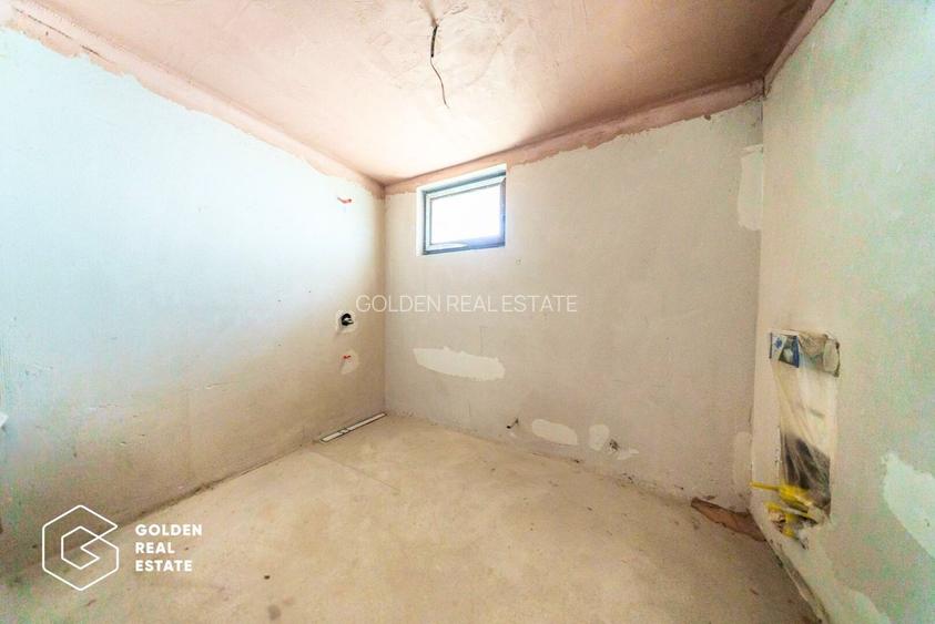 Casa  P+M  in  Fantanele,  ideală pentru personalizare - 9