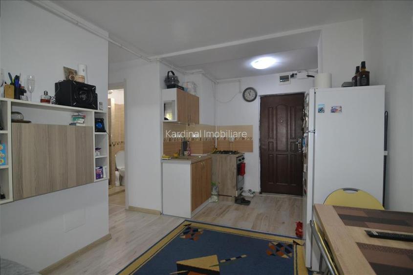 Exclusiv ! Apartament 2 camere Tractorul etajul 1 - 16