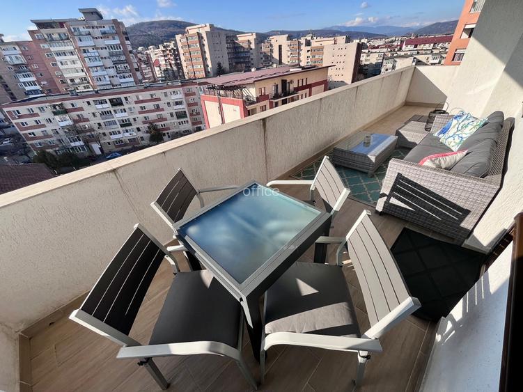 Ultracentral Spatios cu Vedere Superba  - 12