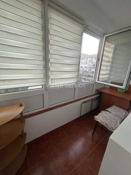 2cam drumul taberei mol plazza - 3