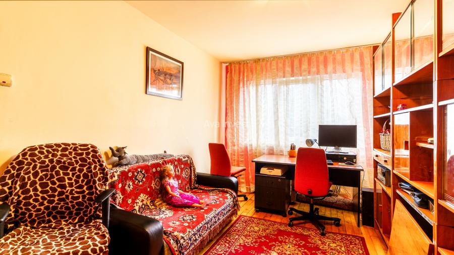 Apartament 4 camere , zona Complex Nora - 9