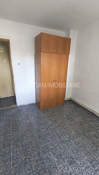 Vand apartament 2 camere zona apollo - 3