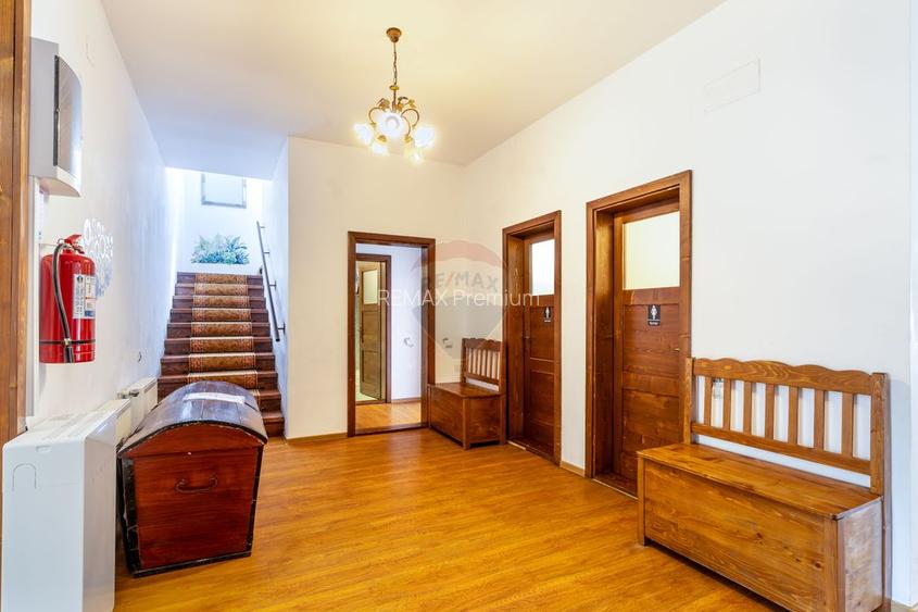 Cabana cu 7 camere de vânzare, 387 mp util, 1300 mp teren! - 12