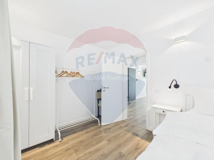 Apartament la parter ce are curte proprie ,  2 camere in Bloc nou - 14
