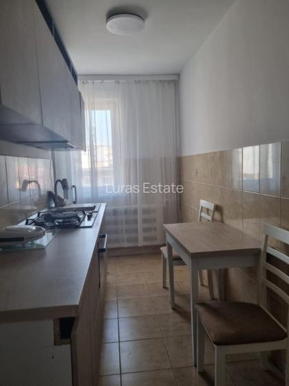 Apartament 2 camere – Zona Garii - Renovat • Vedere bilaterala - 6