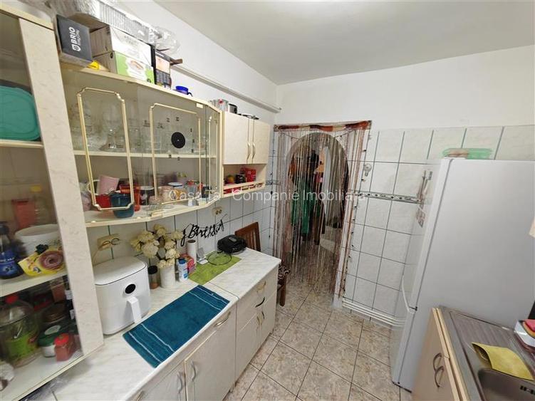 Apartament 2D B-dul Alexandru pretabil spatiu - 9