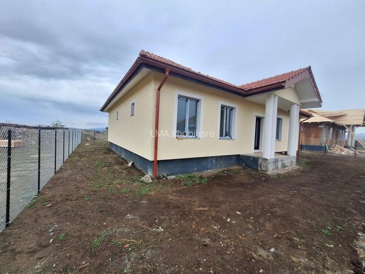 Ocazie! Casa individuala 4 camere Sanpetru Brasov - 2