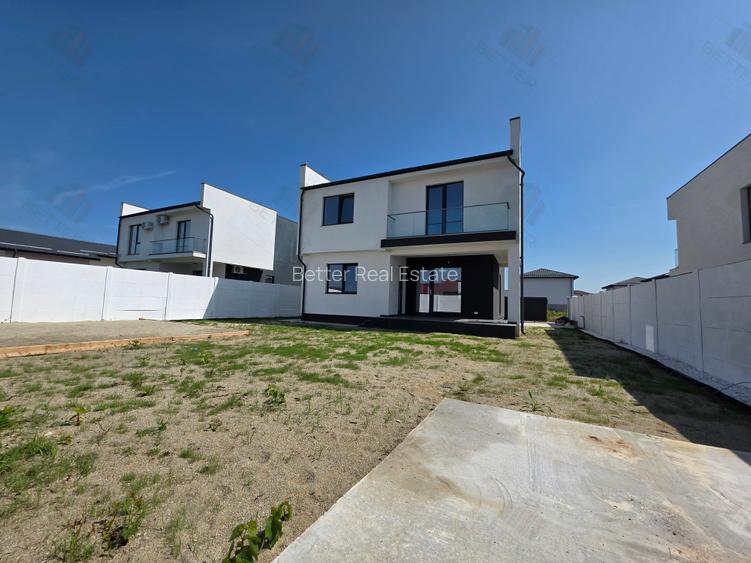 Casa Individuala -  4 Camere / 2 Bai In Comuna Berceni - Teren 450 mp - 4