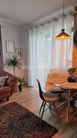 Apartament cu 3 camere, 62,15 mp, balcon, zona Cetatii - 10