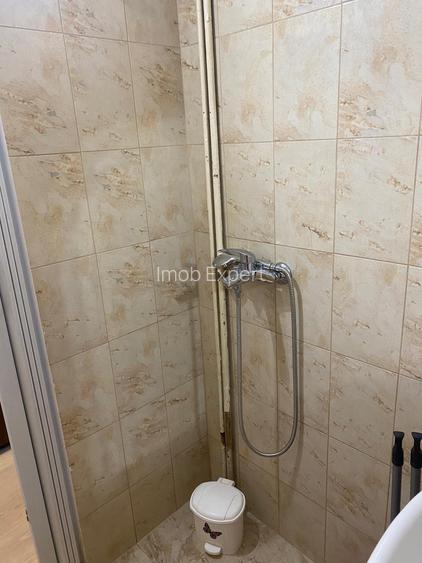 Vand camera de camin cu baie proprie in cartierul Florilor - 5