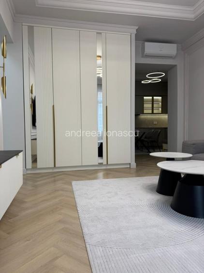 APARTAMENT 3 CAMERE, IMOBIL DE PATRIMONIU , COMPLET RENOVAT - ULTRACENTRAL - 2