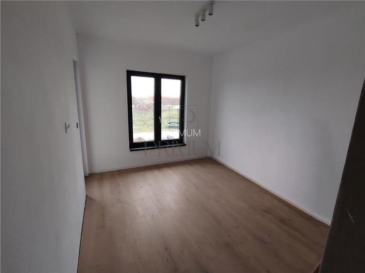 Duplex spatios - Asfalt - toate utilitatile. - 6