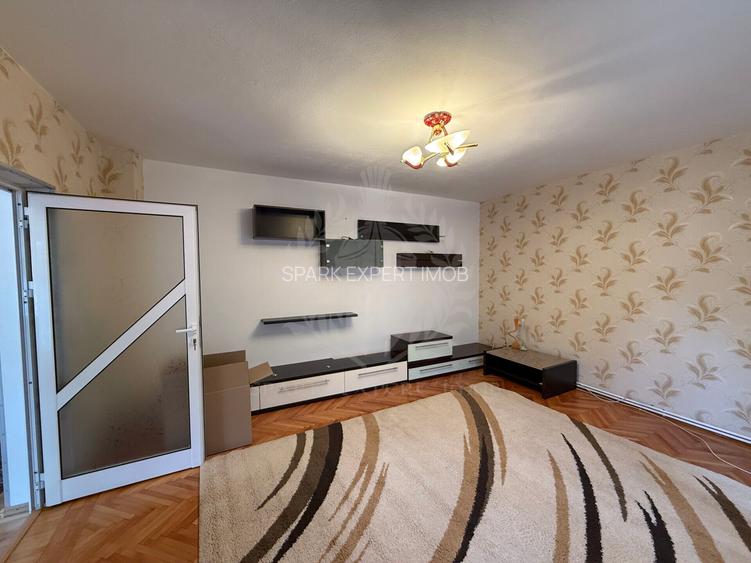 Casa extinsa 8 camere, garaj, teren 1300mp , zona stradala Paulestii Noi - 7