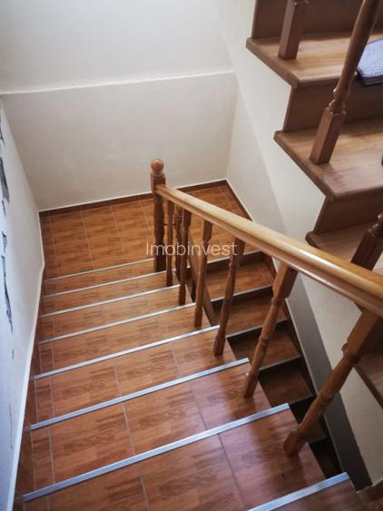 Vand un mic castel D+P+M , in zona Corunca, unde se poate locui gratis, - 3