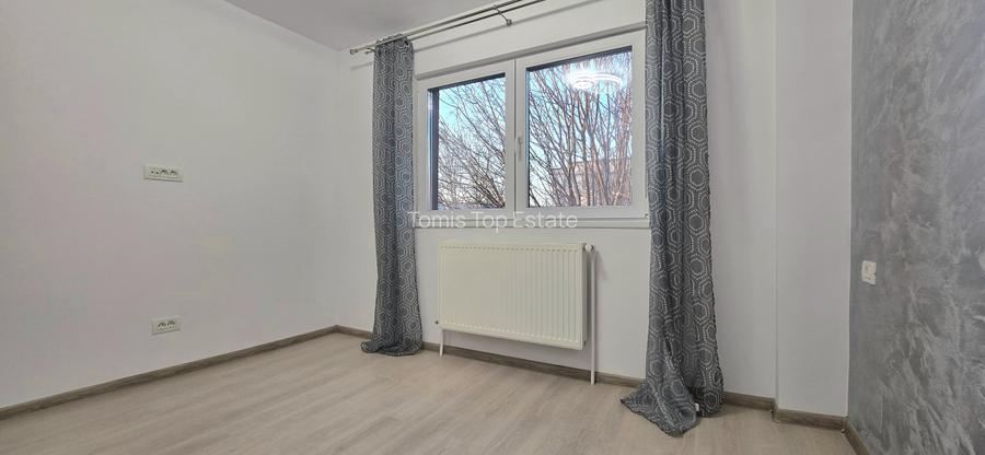 Apartament 4 camere renovat 2025 în Poarta 6 – decomandat, 2 băi, etaj 3 - 9