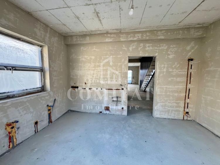 Casă de tip duplex de vânzare | Stadiu semifinisat | Zona Voroneț - 10